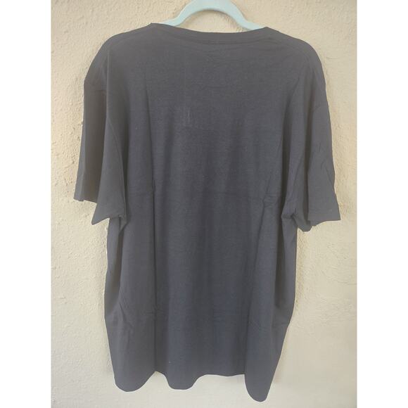 Selena Queen Of Cumbia T Shirt, Black Tee, Men's Size 2X, XXL - Picture 5 of 5